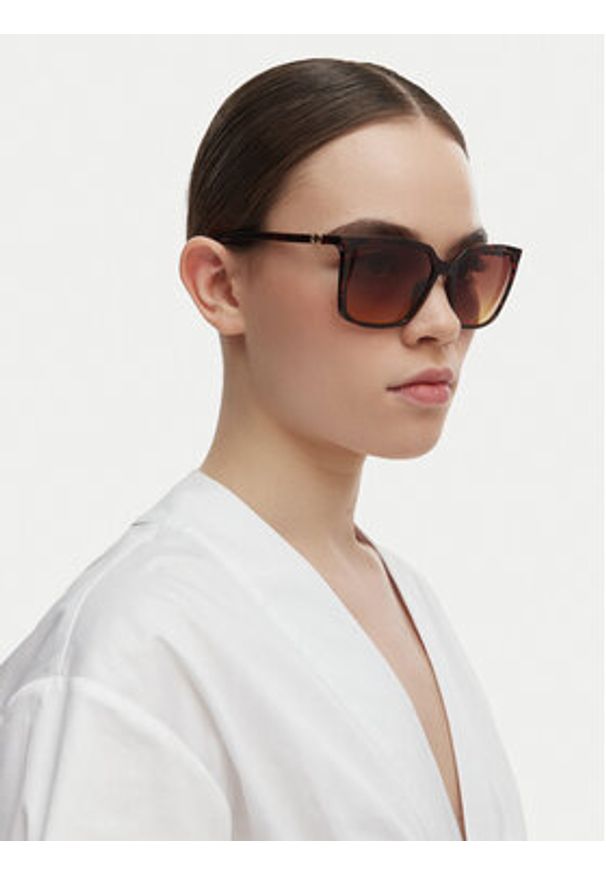 Guess Okulary przeciwsłoneczne GU00258 Brązowy. Kolor: brązowy