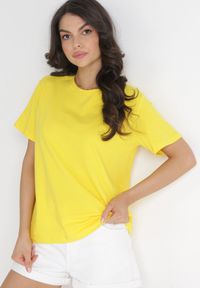 Born2be - Żółty Gładki T-shirt z Krótkimi Rękawami Elisza. Kolor: żółty. Długość rękawa: krótki rękaw. Długość: krótkie. Wzór: gładki #1