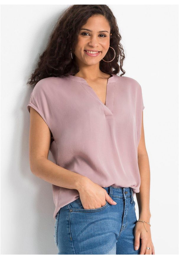 bonprix - Luźniejsza bluzka satynowa z obniżoną linią ramion i krótkim rękawem. Typ kołnierza: typu henley. Kolor: różowy. Materiał: satyna. Długość rękawa: krótki rękaw. Długość: krótkie
