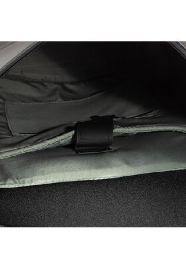 Tretorn Plecak Malmo Rolltop 474008 Czarny. Kolor: czarny. Materiał: poliester, materiał