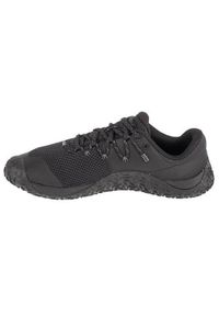 Buty do biegania damskie Merrell Trail Glove 7. Zapięcie: sznurówki. Kolor: czarny. Materiał: guma, materiał, tkanina, syntetyk. Szerokość cholewki: normalna