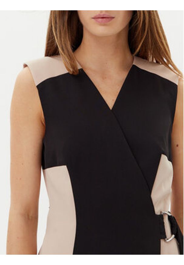 DKNY Sukienka koktajlowa DD5N1H61 Czarny Slim Fit. Kolor: czarny. Materiał: syntetyk. Styl: wizytowy