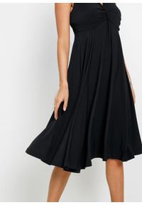 bonprix - Sukienka T-shirtowa z dekoltem w serek. Typ kołnierza: dekolt w serek. Kolor: czarny. Styl: elegancki #2