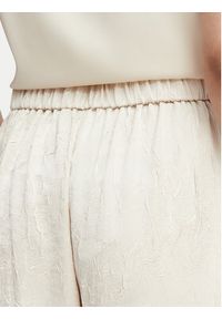 Guess Spodnie materiałowe W6GB2 8W2103 Beżowy jasny Wide Leg. Kolor: beżowy. Materiał: syntetyk #5