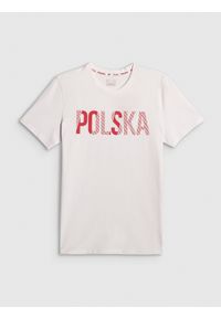 4f - 4F Koszulka kibica męska - biała L. Okazja: na co dzień. Kolor: biały. Materiał: materiał, bawełna, dzianina. Wzór: nadruk. Styl: casual #1