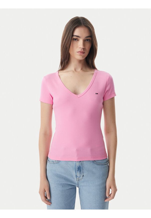 Tommy Jeans T-Shirt Essential DW0DW17385 Różowy jasny Slim Fit. Kolor: różowy. Materiał: bawełna