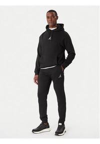 Nautica Spodnie dresowe Nampa N1T04063 Czarny Regular Fit. Kolor: czarny. Materiał: bawełna