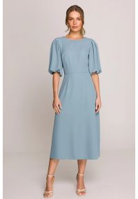 Stylove - Elegancka sukienka koktajlowa z bufiastymi rękawami błękitna. Kolor: niebieski, różowy. Styl: elegancki, wizytowy #4