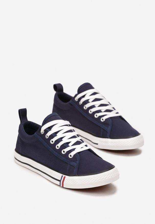 Born2be - Granatowe Trampki przed Kostkę Hisalia. Okazja: na co dzień. Wysokość cholewki: przed kostkę. Kolor: niebieski. Styl: casual