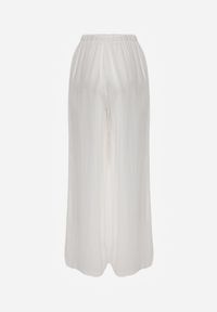 Renee - Białe Spodnie Wide Leg High Waist z Wiskozy Terilinae. Okazja: na co dzień. Stan: podwyższony. Kolor: biały. Materiał: wiskoza. Wzór: haft. Styl: casual #3