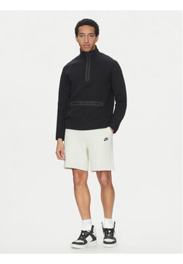 Nike Szorty sportowe FB8171 Écru Standard Fit. Materiał: bawełna, syntetyk. Styl: sportowy