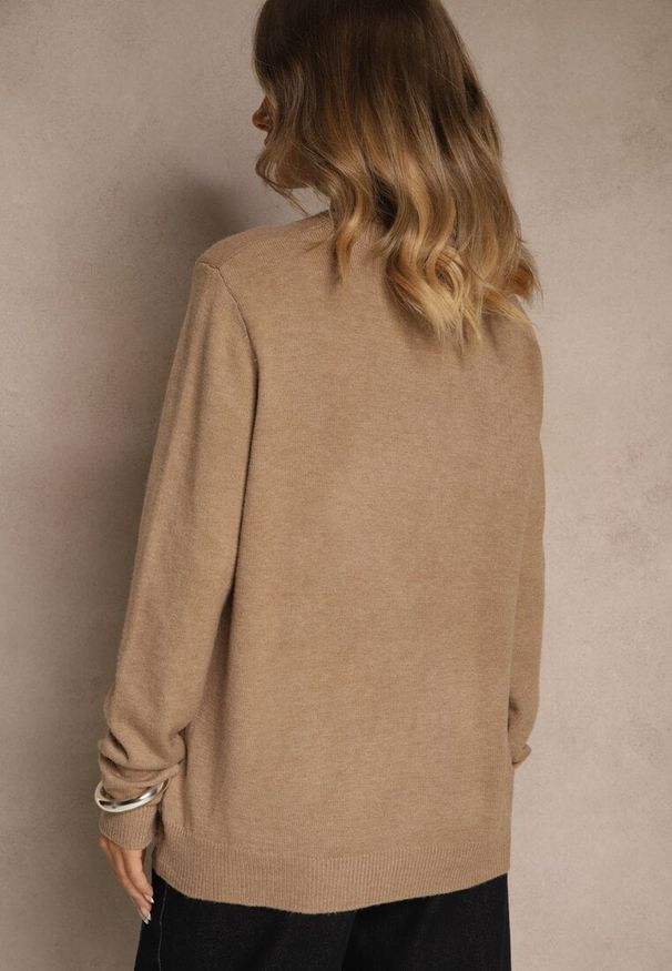 Renee - Ciemnobeżowy Klasyczny Sweter z Wełną i Bawełną Bez Zdobień Neandia. Kolor: beżowy. Materiał: bawełna, wełna. Wzór: aplikacja. Styl: klasyczny