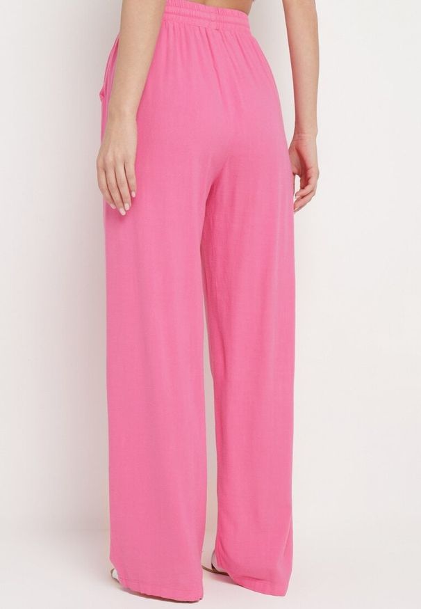 Born2be - Ciemnoróżowe Wiskozowe Spodnie z Lnem o Szerokich Nogawkach Almaris. Okazja: na spotkanie biznesowe. Kolor: różowy. Materiał: wiskoza, len. Styl: biznesowy