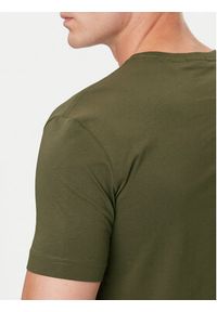 GANT - Gant T-Shirt Shield 2003184 Zielony Regular Fit. Kolor: zielony. Materiał: bawełna