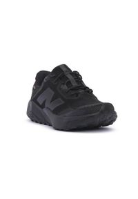 Buty do biegania męskie New Balance B6 Nitrel. Zapięcie: sznurówki. Kolor: czarny. Materiał: guma, syntetyk, tkanina, materiał. Szerokość cholewki: normalna. Sport: bieganie