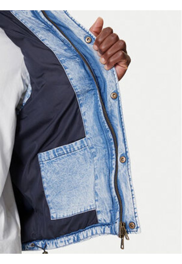 Guess Bezrękawnik M5BN81 D6181 Niebieski Regular Fit. Kolor: niebieski. Materiał: bawełna. Długość rękawa: bez rękawów