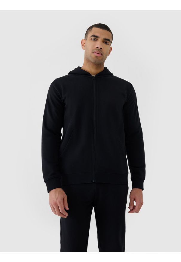 4f - 4F Bluza dresowa rozpinana z kapturem męska - czarna L. Okazja: na co dzień. Typ kołnierza: kaptur. Kolor: czarny. Materiał: dresówka. Wzór: ze splotem, gładki. Styl: sportowy, casual
