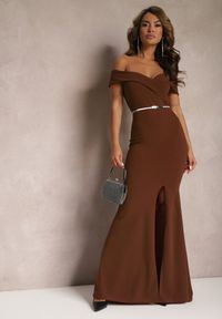 Renee - Brązowa Taliowana Sukienka Maxi z Rozcięciem Perlina. Kolor: brązowy. Długość rękawa: na ramiączkach. Typ sukienki: rozkloszowane. Styl: elegancki. Długość: maxi #3