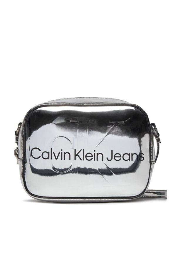 Calvin Klein Jeans Torebka Sculpted Camera Bag18 Mono S K60K611858 Srebrny. Kolor: srebrny. Materiał: skórzane