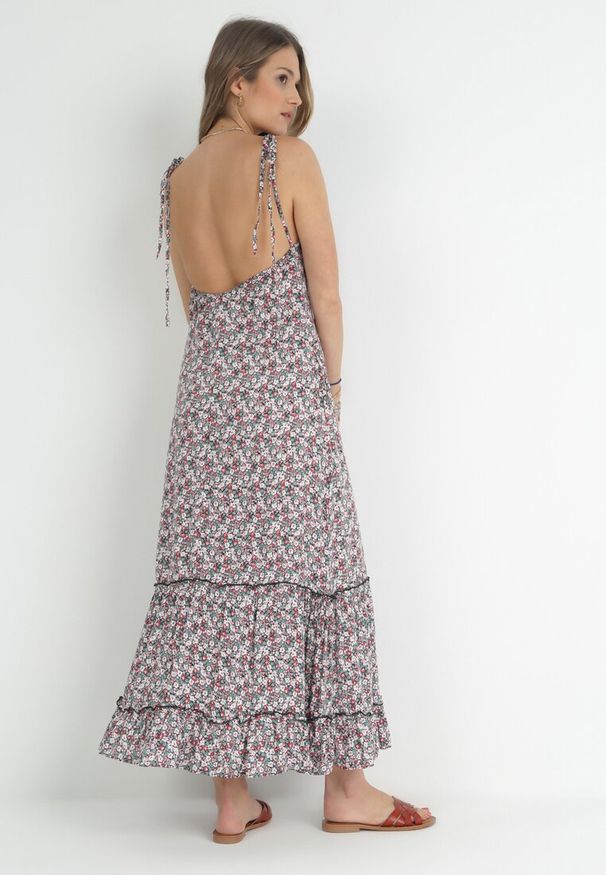 Born2be - Zielono-Biała Rozkloszowana Sukienka z Wiązanymi Ramiączkami i Odkrytymi Plecami Ratta. Kolor: zielony. Długość rękawa: na ramiączkach. Styl: wakacyjny