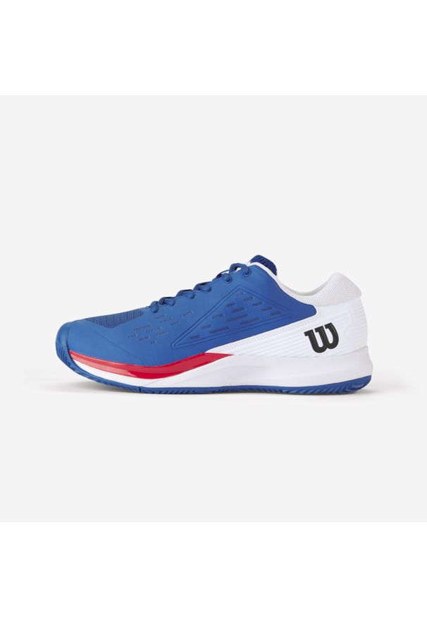Buty tenisowe męskie Wilson Rush Pro Ace na mączkę ceglaną. Kolor: czerwony, niebieski, wielokolorowy, biały. Materiał: tkanina, mesh, kauczuk. Szerokość cholewki: normalna. Sport: tenis
