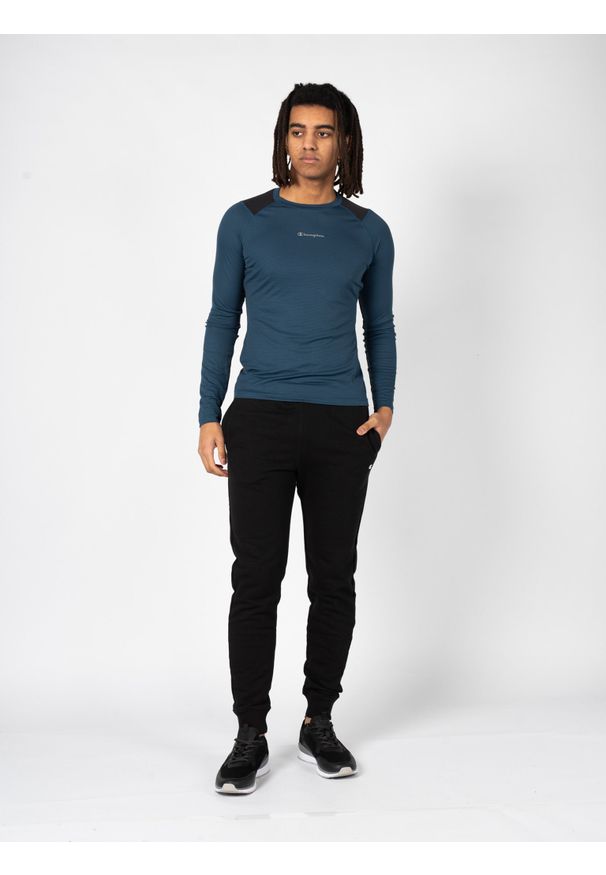 Champion Longsleeve | 218010 | Mężczyzna | Granatowy. Okazja: na co dzień. Kolor: niebieski. Materiał: poliester. Długość rękawa: długi rękaw. Wzór: nadruk. Styl: casual