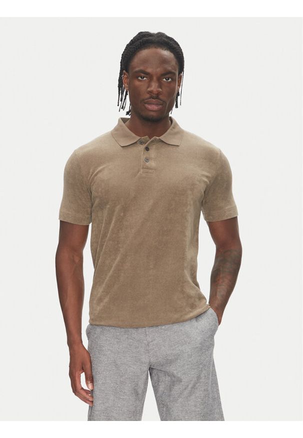 Lindbergh Polo 30-404263 Beżowy Relaxed Fit. Typ kołnierza: polo. Kolor: beżowy. Materiał: bawełna