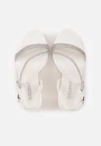 Born2be - Białe Szpilki Sandały Ozdobione Cyrkoniami i Transparentnymi Paskami Vikialie. Zapięcie: pasek. Kolor: biały. Wzór: aplikacja. Obcas: na szpilce. Styl: elegancki, klasyczny #4