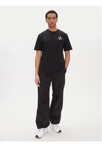 Adidas - adidas T-Shirt Lounge Slides Graphic Pocket JC5283 Czarny Regular Fit. Kolor: czarny. Materiał: bawełna #2