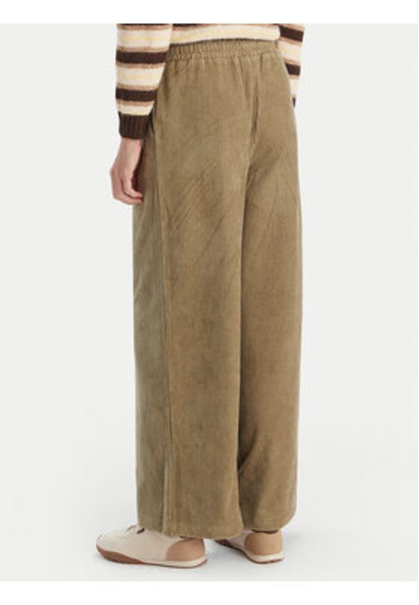 Roxy Spodnie materiałowe Lekeito Pant Knit ERJNP03691 Zielony Regular Fit. Kolor: zielony. Materiał: bawełna