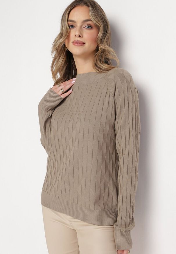 Born2be - Beżowy Klasyczny Sweter z Półgolfem Nordda. Kolor: beżowy. Materiał: bawełna. Styl: klasyczny