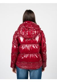 Guess Kurtka Bomber Jkt | W2BL44 WEWQ0 | Kobieta | Czerwony. Kolor: czerwony. Materiał: poliamid. Wzór: jednolity, paski, napisy, aplikacja. Styl: sportowy, elegancki #3