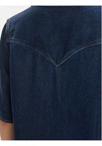 Wrangler Sukienka jeansowa 112350341 Granatowy Relaxed Fit. Kolor: niebieski. Materiał: lyocell