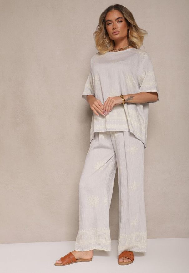 Renee - Jasnoszary Komplet Oversize z Bluzką i Luźnymi Spodniami w Stylu Boho Ronivara. Kolor: szary. Wzór: aplikacja