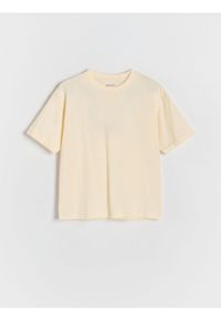 Reserved - T-shirt oversize - kremowy. Kolor: kremowy. Materiał: dzianina, bawełna