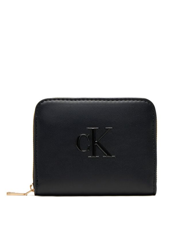 Calvin Klein Mały Portfel Damski Raised Ck Medium Zip LV04F1026G Czarny. Kolor: czarny. Materiał: skóra