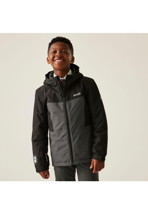 Regatta - Kurtka dziecięca przejściowa przeciwdeszczowa Beamz. Kolor: czarny. Materiał: tkanina, puch. Styl: sportowy