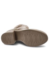 Beżowe Botki Lemar Ocieplane Skórzane Buty Na Obcasie. Okazja: na spacer. Kolor: beżowy. Materiał: skóra. Sezon: jesień. Obcas: na obcasie. Styl: elegancki. Wysokość obcasa: średni