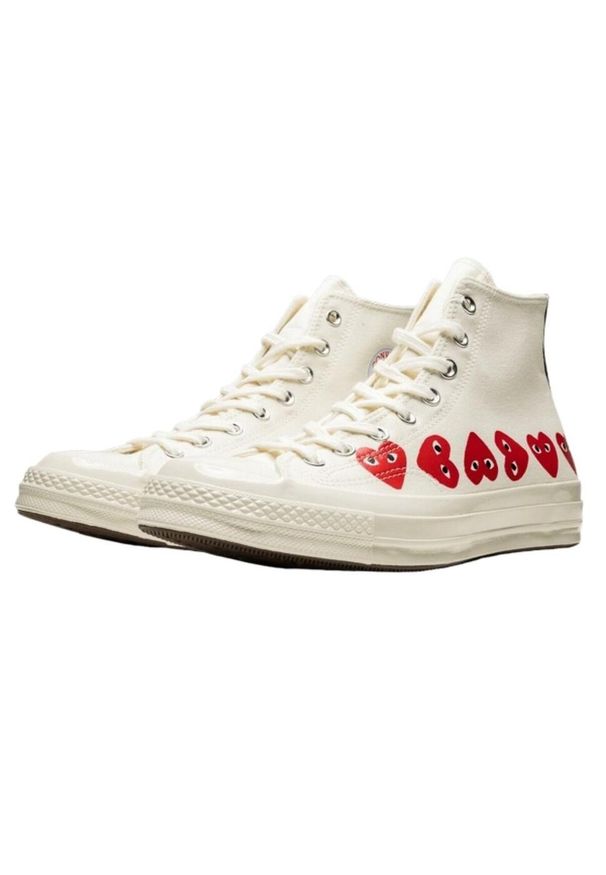 Buty do chodzenia unisex Converse Comme des Garçons High Blanche Multi Coeurs. Kolor: czerwony. Sport: turystyka piesza