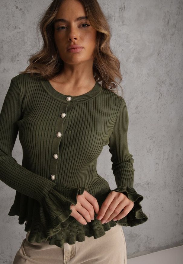 Renee - Zielony Wiskozowy Kardigan w Prążki z Falbankami i Guzikami z Cyrkoniami Danareia. Okazja: na co dzień, na imprezę. Typ kołnierza: kołnierz z falbankami. Kolor: zielony. Materiał: wiskoza. Wzór: prążki. Styl: casual