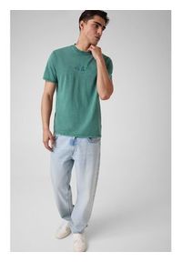 Guess T-Shirt 183291 Zielony Classic Fit. Kolor: zielony #2