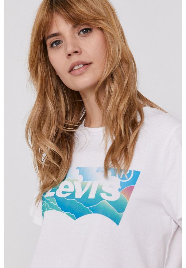 Levi's® - Levi's T-shirt A0458.0004 damski kolor biały. Okazja: na spotkanie biznesowe, na co dzień. Kolor: biały. Materiał: dzianina. Wzór: nadruk. Styl: casual, biznesowy