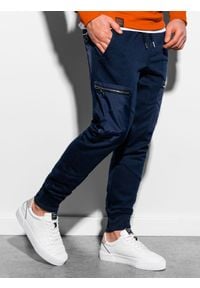 Ombre Clothing - Spodnie męskie dresowe joggery P917 - granatowe - XL. Kolor: niebieski. Materiał: dresówka. Wzór: gładki