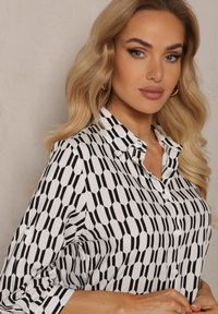 Renee - Biało-Czarna Koszula z Wiskozy i Bawełny w Geometryczny Wzór z Rękawem 3/4 Andromia. Kolor: biały. Materiał: bawełna, wiskoza. Wzór: geometria #4