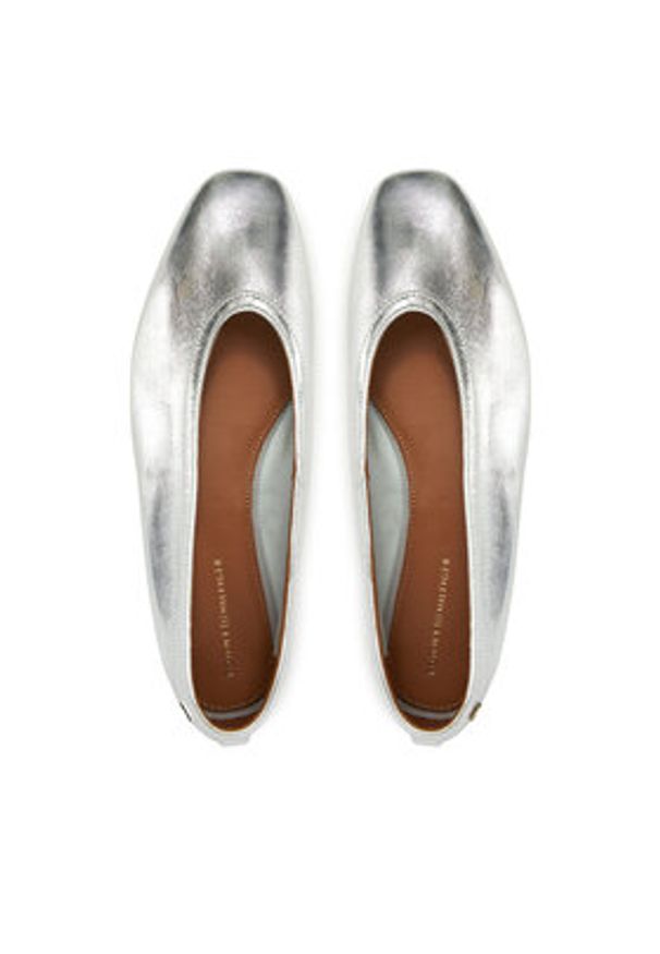 TOMMY HILFIGER - Tommy Hilfiger Baleriny Soft Metal Lthr Ballerina No Bow FW0FW08601 Srebrny. Kolor: srebrny. Materiał: skóra