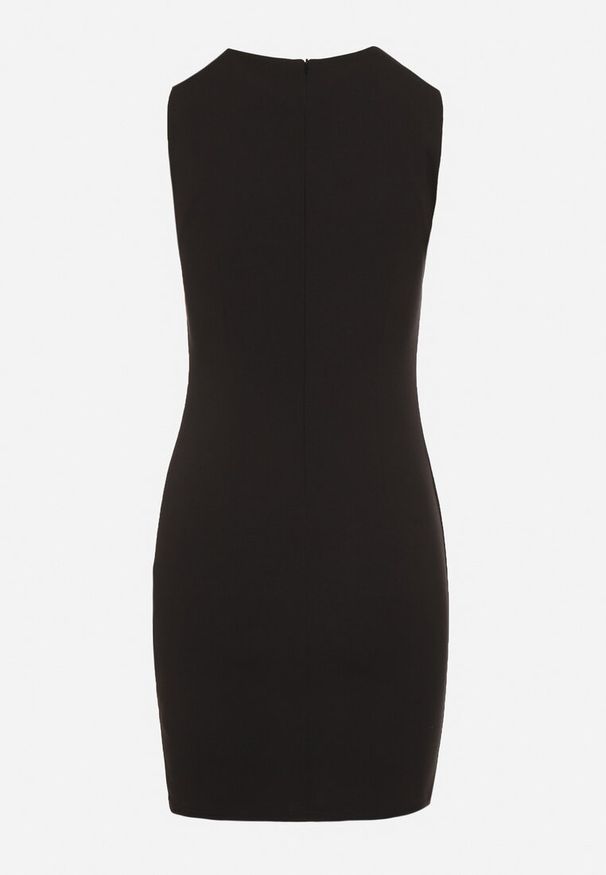 Born2be - Czarna Ołówkowa Sukienka Bez Rękawów z Wiskozą Nelazira. Okazja: na co dzień. Kolor: czarny. Materiał: wiskoza. Długość rękawa: bez rękawów. Typ sukienki: ołówkowe. Styl: klasyczny, casual, elegancki