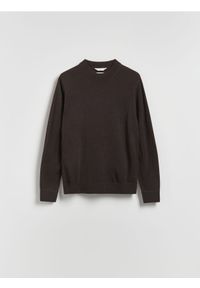 Reserved - Sweter z wełny merino - ciemnobrązowy. Kolor: brązowy. Materiał: wełna