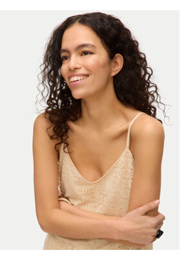 Vero Moda Top Maya 10325031 Beżowy Regular Fit. Kolor: beżowy. Materiał: syntetyk