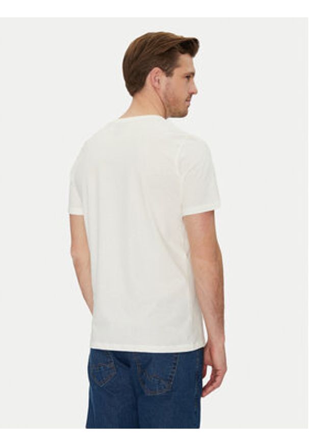 Blend T-Shirt 20717759 Biały Regular Fit. Kolor: biały. Materiał: bawełna