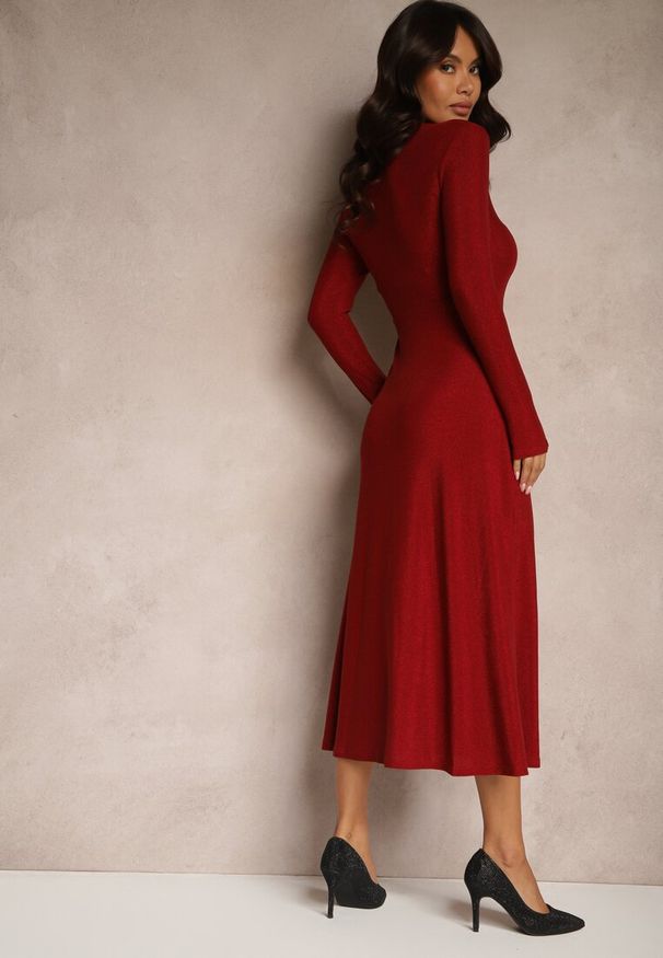 Renee - Bordowa Elegancka Sukienka z Wiskozą i Brokatem Werista. Kolor: czerwony. Materiał: wiskoza. Sezon: zima. Styl: elegancki